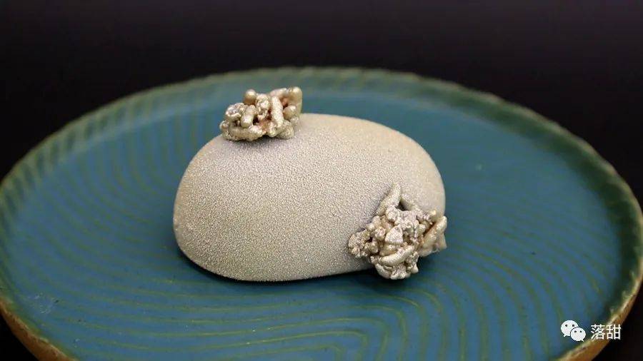 杂谈|杂谈 | 你会不会在乎：盘子和甜品配不配？