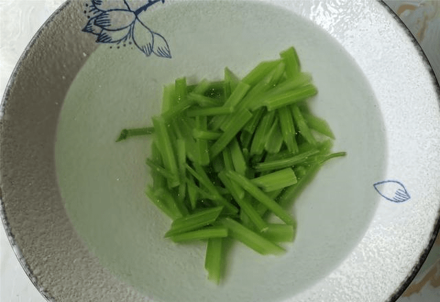 0324bd604367473d8311b2af91d2d774.png