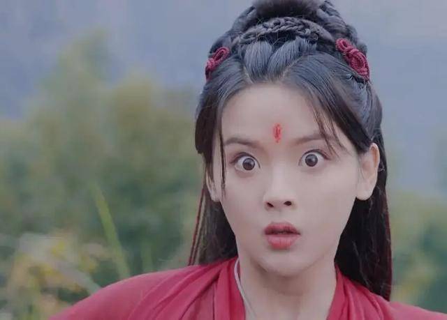 观众|原创《琉璃》热度不减，《且听凤鸣》表现平平，两部剧的差距在哪里？