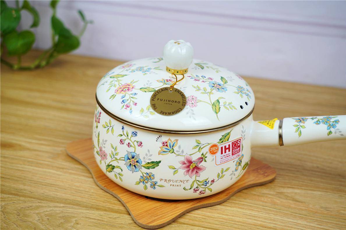 普罗旺斯|高颜值，有内涵，时尚精致珐琅锅带你享受高品质生活！