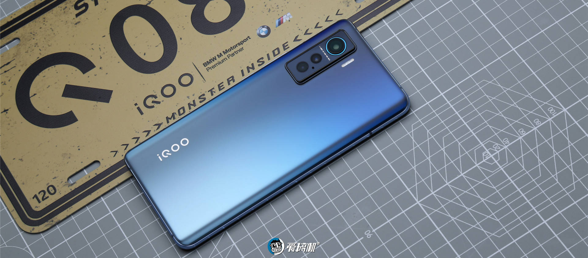 vivo|iQOO 5图赏：向四边等宽努力