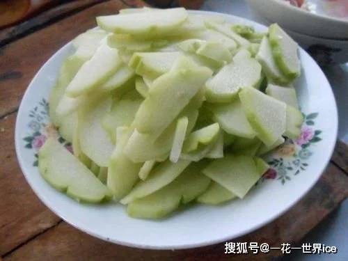 佛手瓜怎么炒嫩 c703f56cd95241eab35ff289fb833f06.jpeg