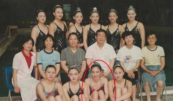 十三姨惊艳跳舞视频 cf83db3870bf477c9e1eddc669543495.jpeg