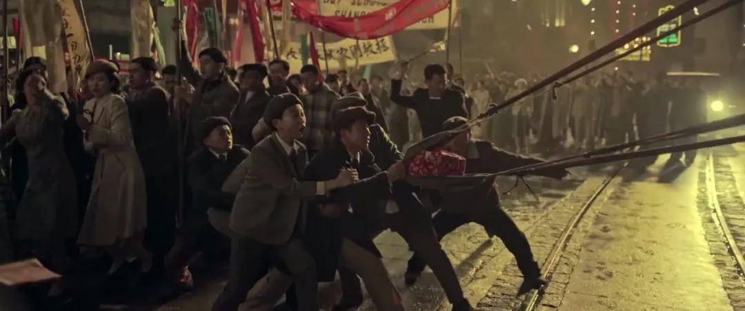 杜淳|独家丨谭飞VS杜淳：我怎么理解《八佰》？我如何塑造谢晋元？