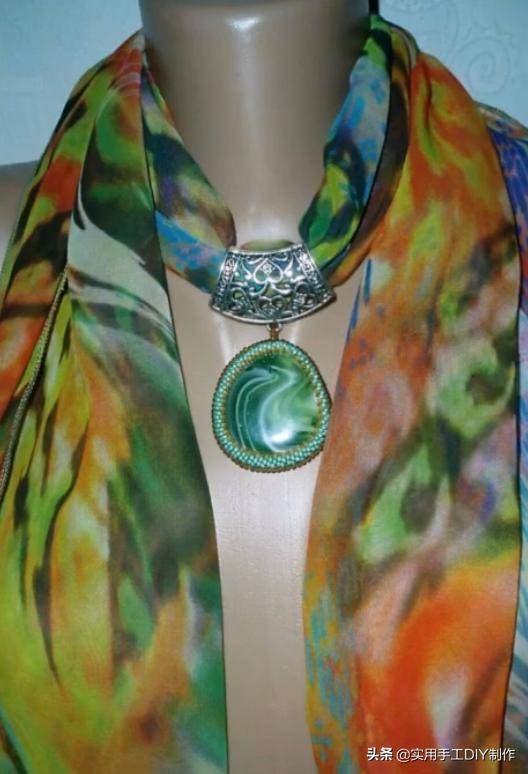 围巾|「串珠作品」35款时尚的珠宝围巾项链，你也能拥有