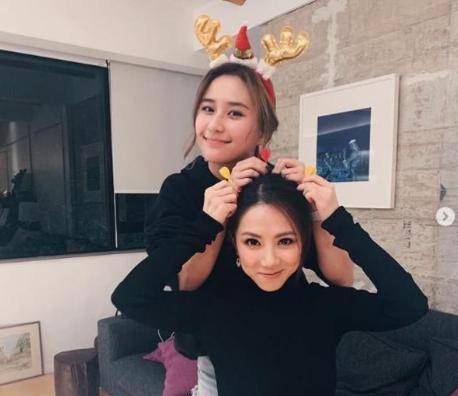 何超莲窦骁最新同款 bb32c3971116446bb64f74942c973d10.jpeg