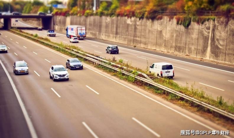 毛利率|宝沃偿债仍在继续 福田汽车上半年净利润降28.09% 毛利率减少1.2％