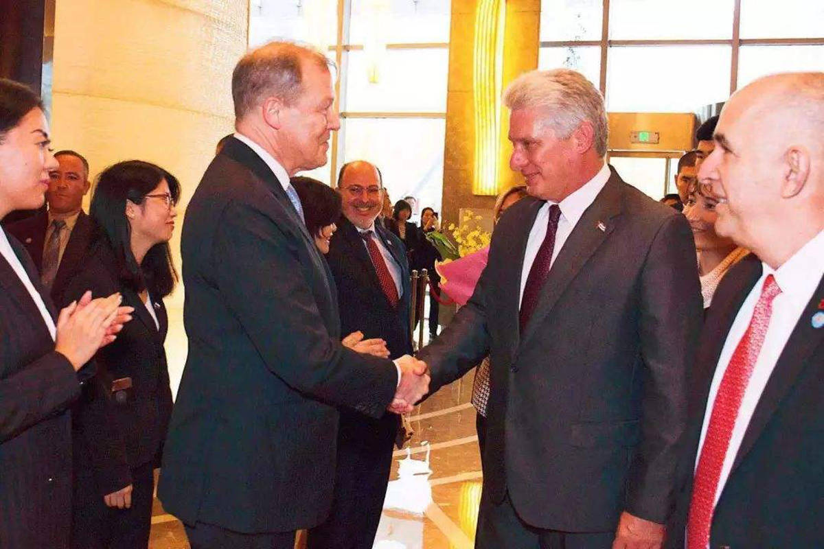 户外排行_户外主播人气排行:斗鱼洪湖小肖跻身前三,在石250营收第一