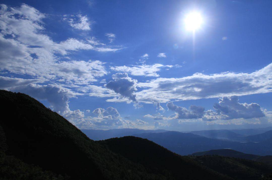 宾川有多少人口_宾川鸡足山(2)
