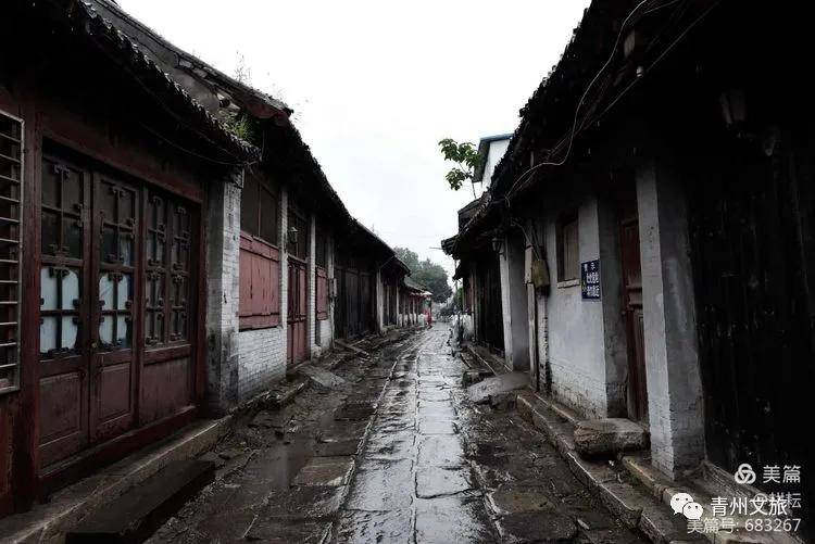 蒙蒙烟雨中的青州古街