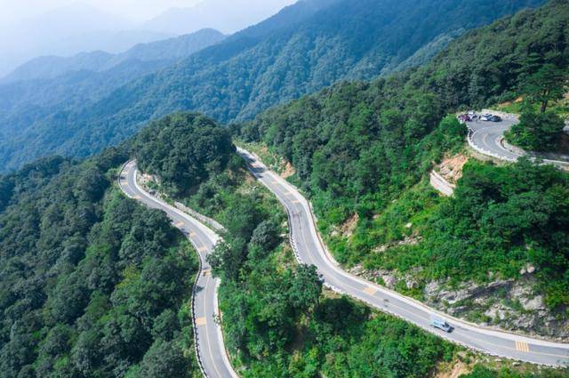 安徽马丁公路,自驾游爱好者的首选,坐落大别山中的网红旅游线路