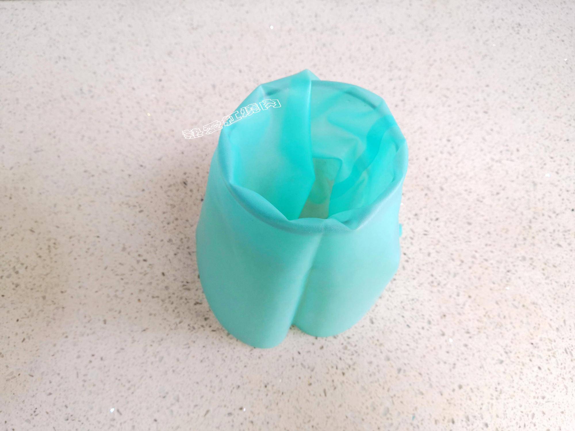 蛋糕|用料也简单只需要油水面，不用打发鸡蛋特省事这款蛋糕非常快手