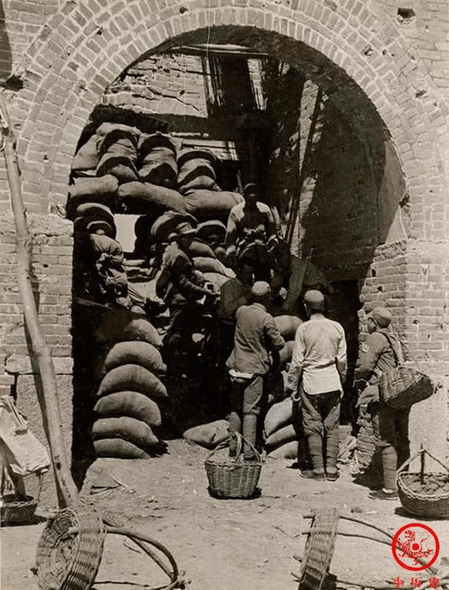 老照片:战地记者拍摄的1938年台儿庄战役
