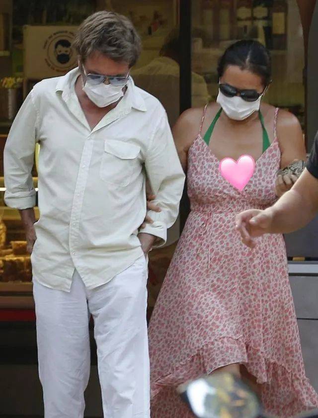 五朵金花|原创人生不易！跟巩俐并称“五朵金花”，爆红过也曾穷到靠一毛钱度日