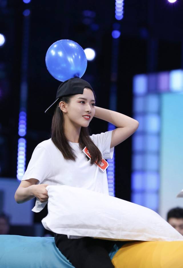 热度|原创娱乐圈有两个张天爱，可观众只认一个，谁在蹭热度？