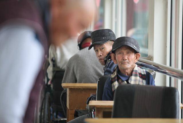 中国老人家大多数拒绝去养老院的原因找到了