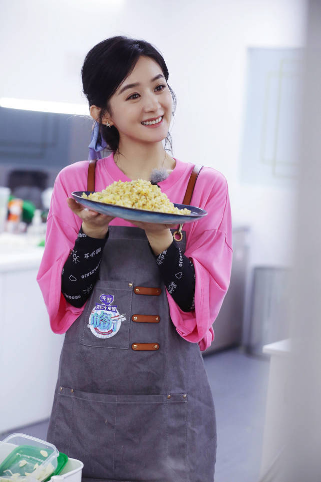 大姐|原创她在节目中叫杜华大姐，被吐槽情商低，不适合参加综艺