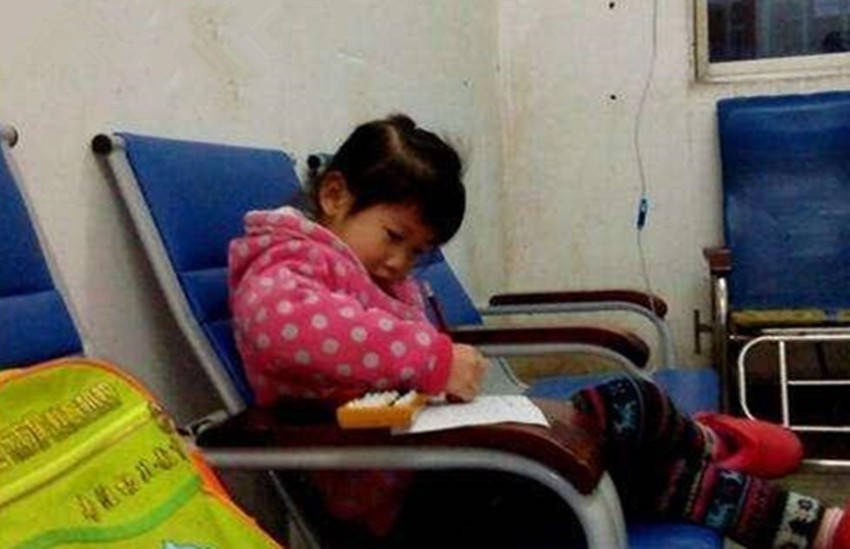 孩子|检查时医生让摘项链，妈妈：哪里有项链6岁女童患怪病突然暴瘦