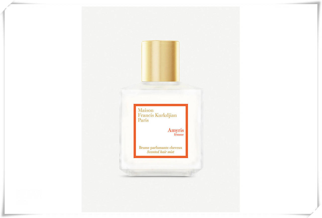 香水|IU也有这习惯！用发香这样喷，比香水来得更自然！