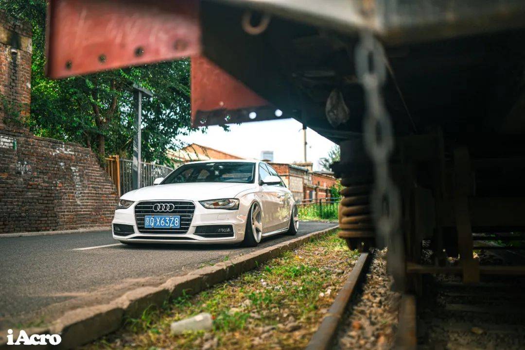 工作|iAcro设计师开什么车？