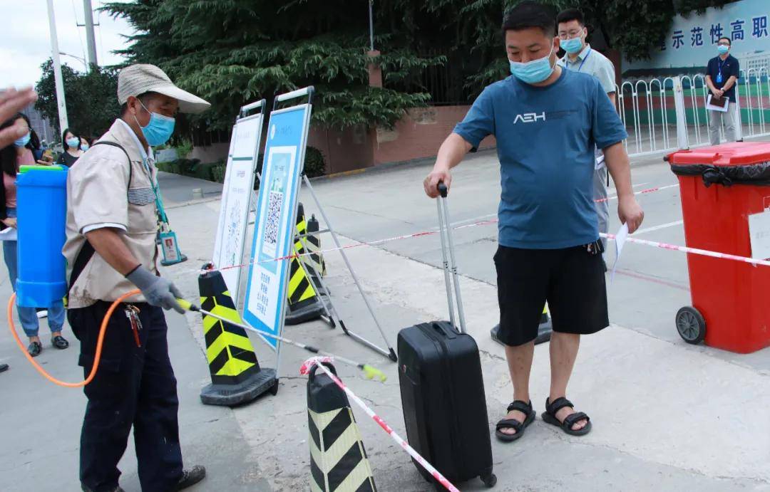消息资讯|陕西工商职业学院分校区举行2020年秋季开学校园疫情防控应急演练
