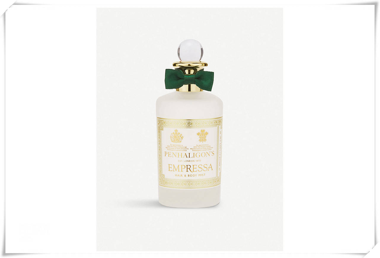 香水|IU也有这习惯！用发香这样喷，比香水来得更自然！