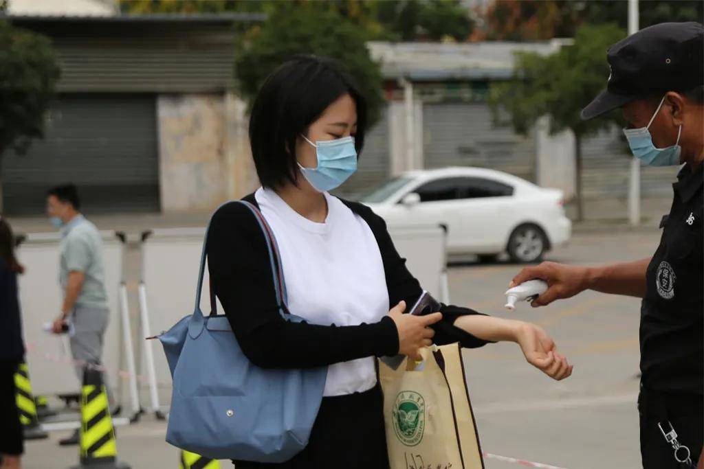 消息资讯|陕西工商职业学院分校区举行2020年秋季开学校园疫情防控应急演练