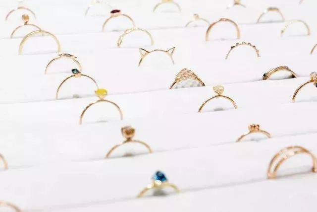 拔草|超人气婚戒，这些戒指选一个喜欢的拔草吧