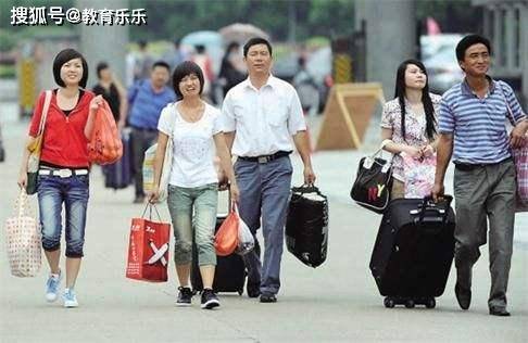 同学|开学前要做哪些准备?才能避免让自己踩更多坑高中进入大学