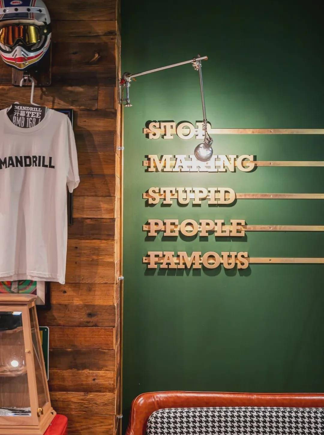 上海|愚园路明星聚集地,@黄觉 就能喝酒!