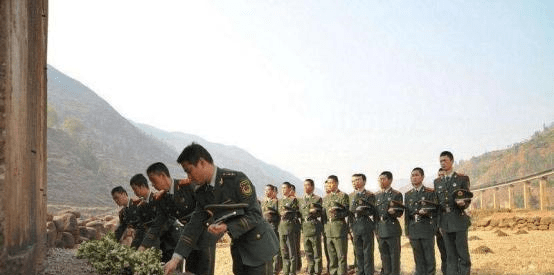 西藏怎么那么多四川人 8ebdaed4b01840d88dea198eeff1b894.png