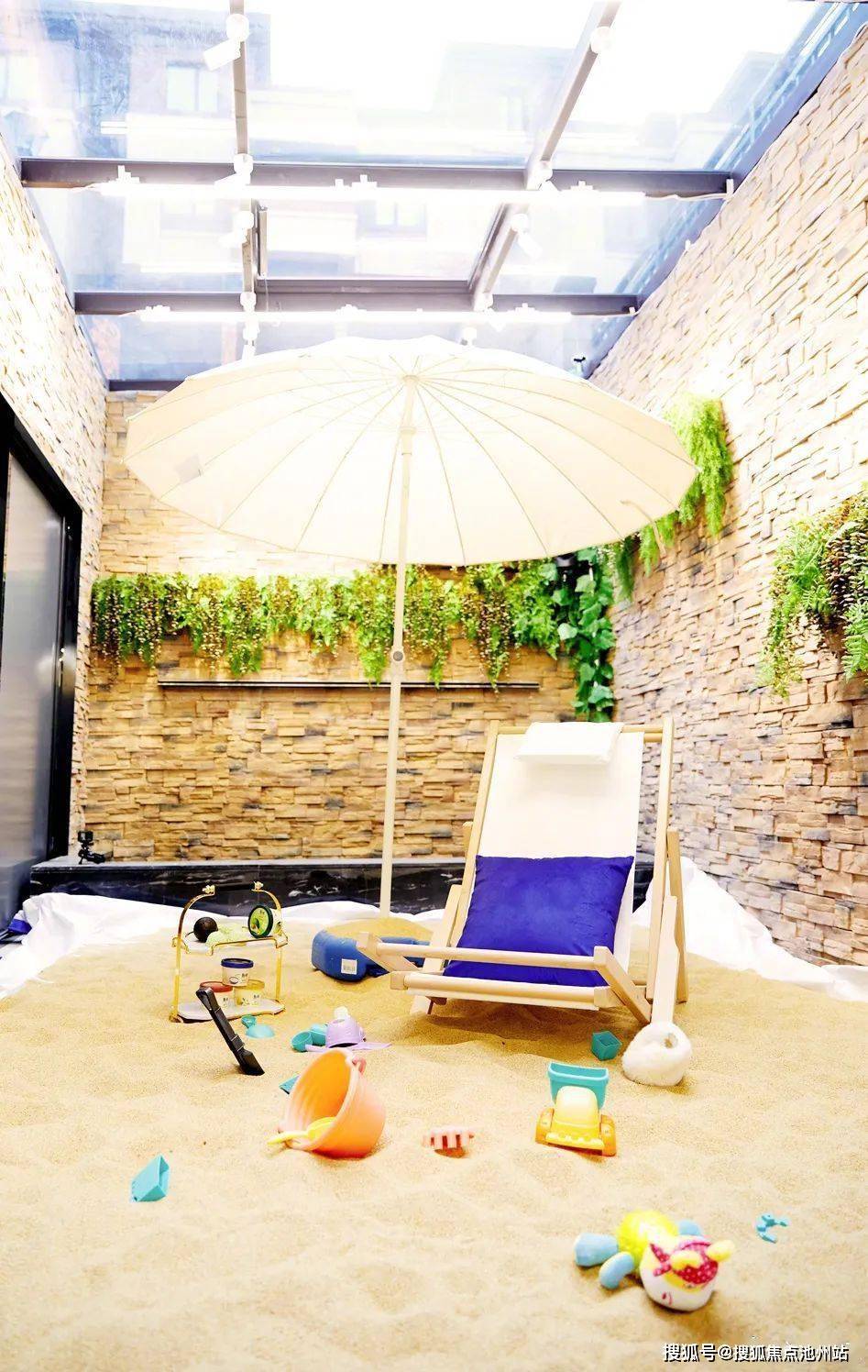 一栋楼人都走光了猜成语(2)