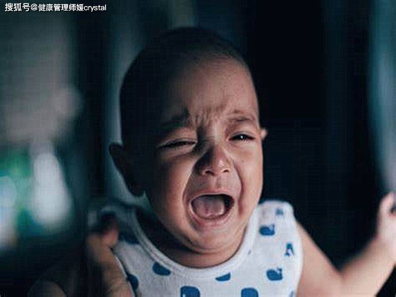 宝宝|帮助睡眠？3个方法，让婴儿自主入睡辟谣：妈妈轻拍哄睡宝宝