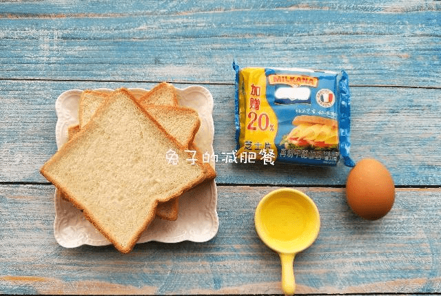 怎么样煎面包好吃 efdefb0fc2824fd28fa42f2364cb85f0.png