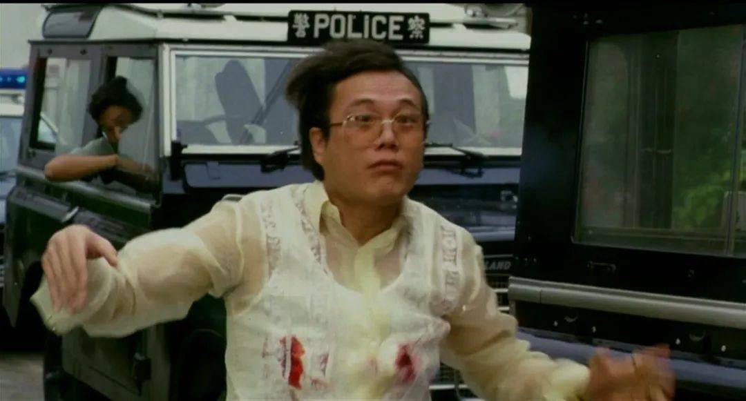 田伟强|原创为捧杨紫琼做明星,亿万富豪买下洪金宝公司,一部港片经典诞生了