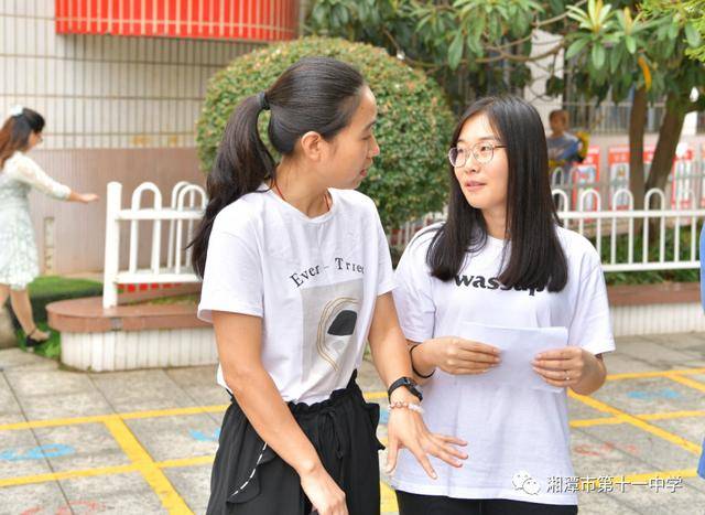 湘潭|发挥引领作用 播撒梦想种子——湘潭市十一中航模表演队赴育才学校表演