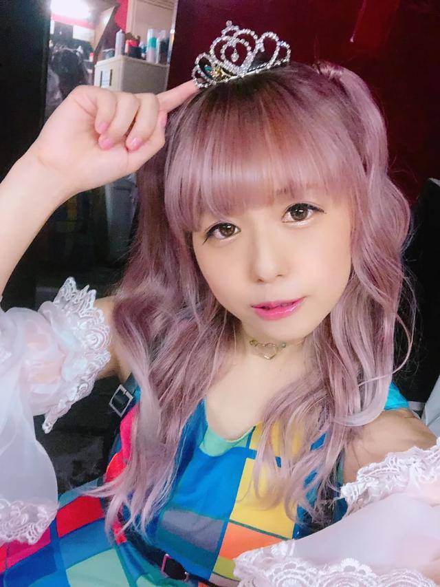 pippi|日本15岁患上“脱毛症”，却意外走上了新人生