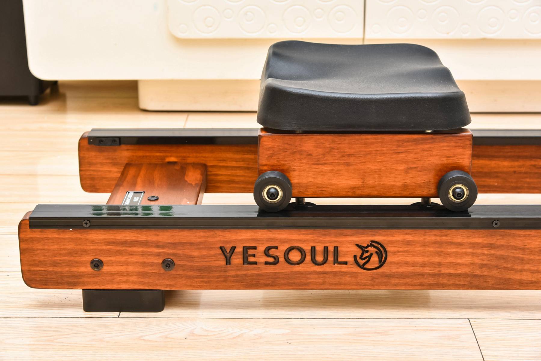 支架|体重蹭蹭往上涨,健身房太远,怎么办?可折叠野小兽划船机来帮忙