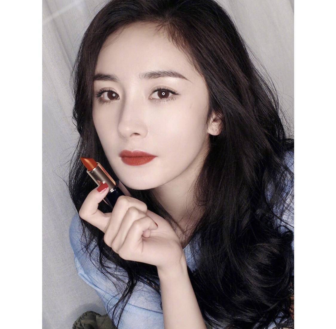 枫色|在这个慵懒限定的季节，将秋天的枫色抹在唇上