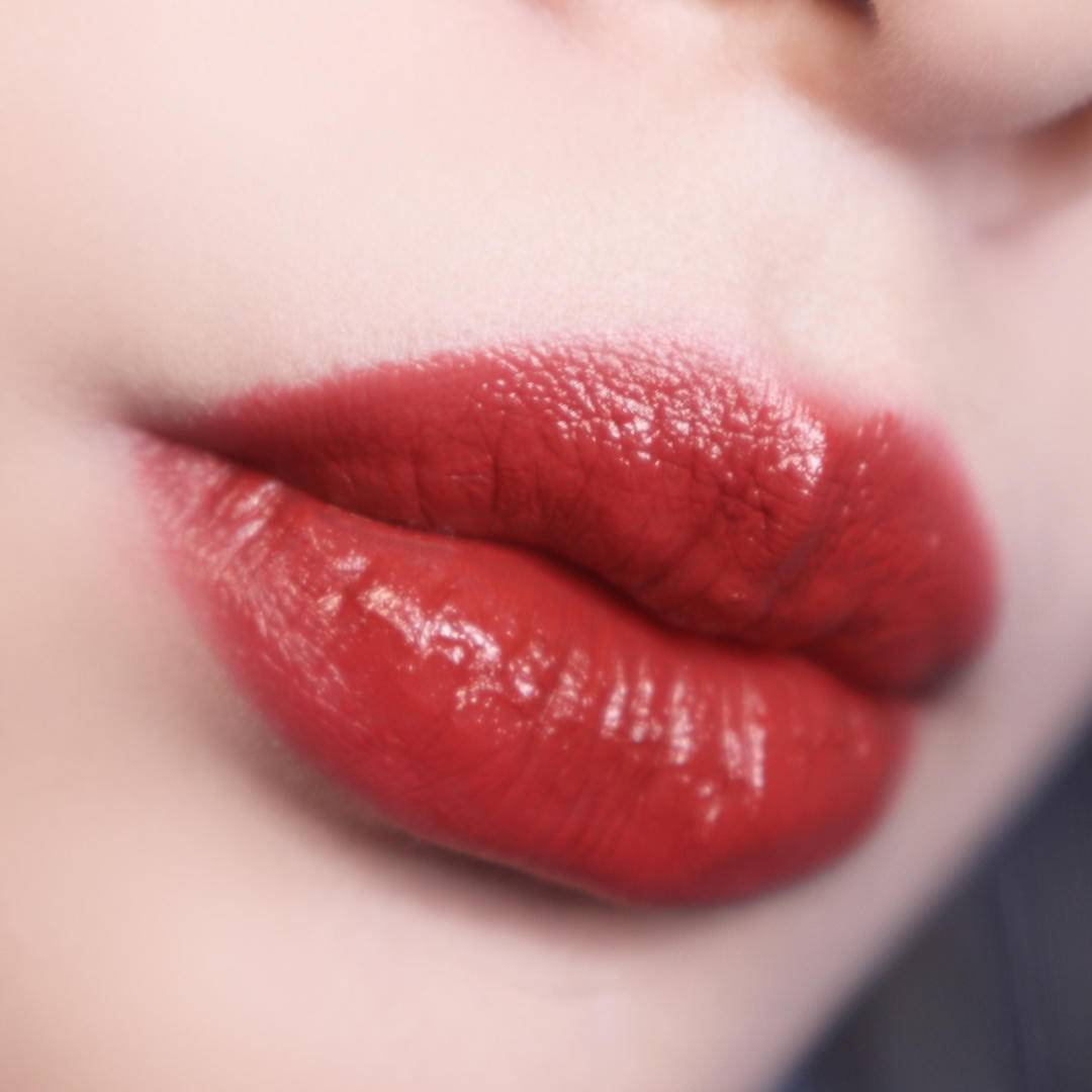 枫色|在这个慵懒限定的季节，将秋天的枫色抹在唇上