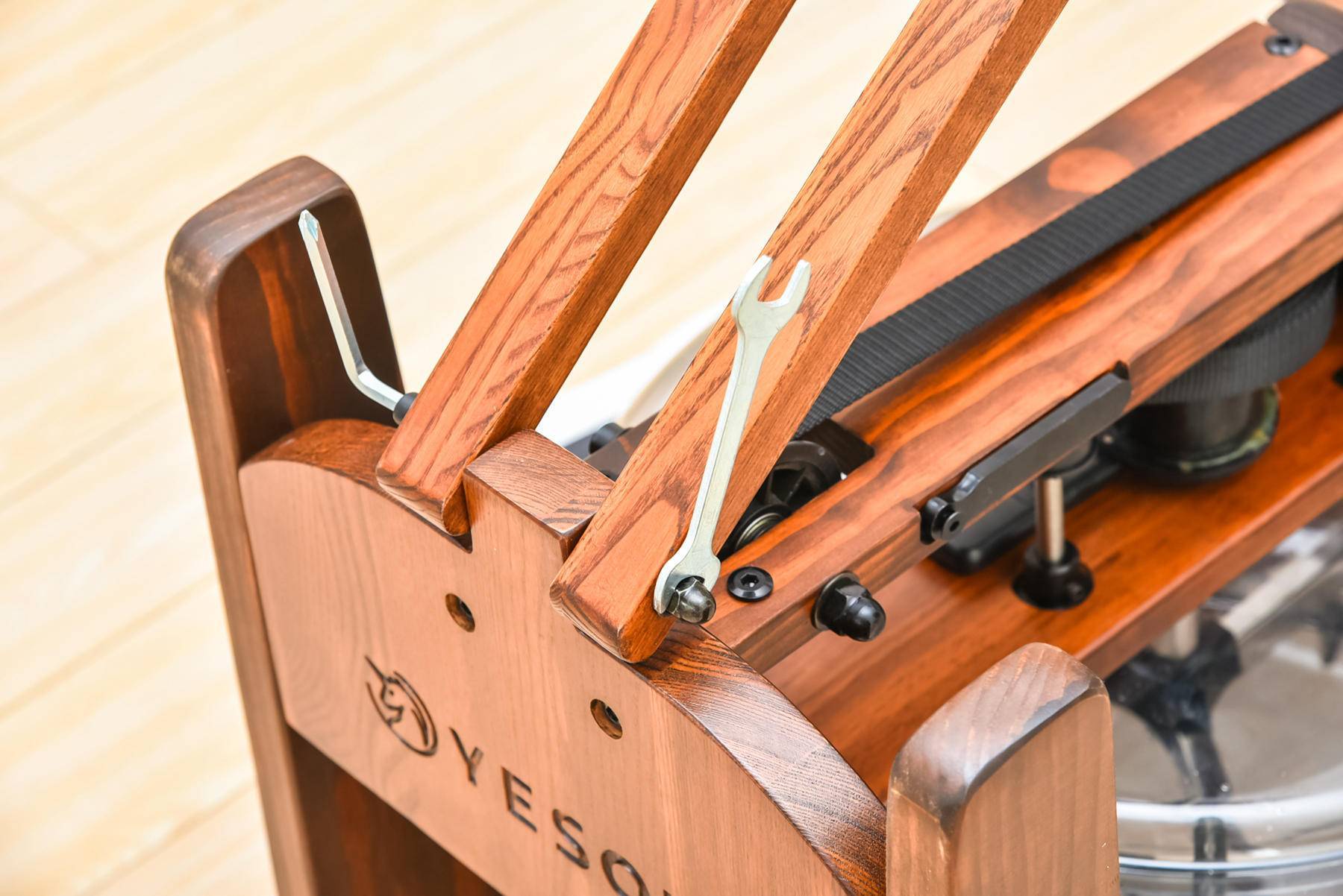 支架|体重蹭蹭往上涨,健身房太远,怎么办?可折叠野小兽划船机来帮忙