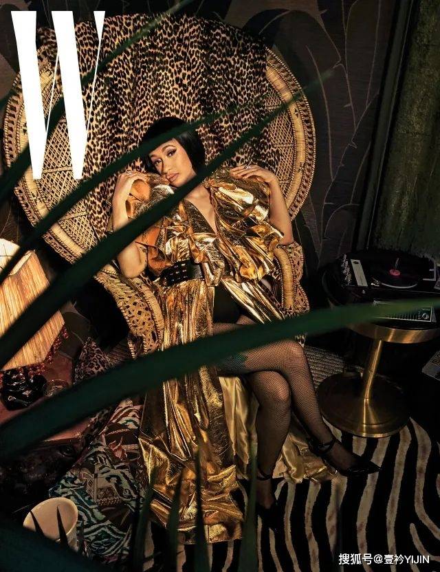 来源|不会打鸣的脱衣舞娘不是好Rapper!卡老师的入党申请书我们已经收到了,Skrr~