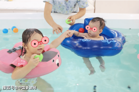 婴幼儿|从婴幼儿游泳抓起关注宝宝健康成长