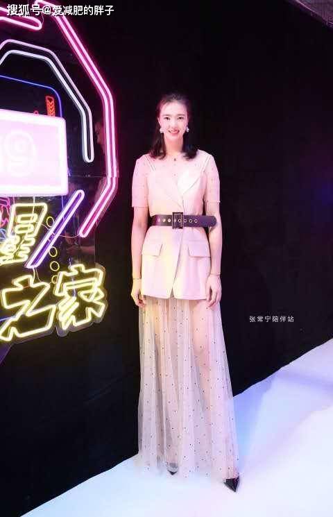 齿红什么成语_成语故事图片