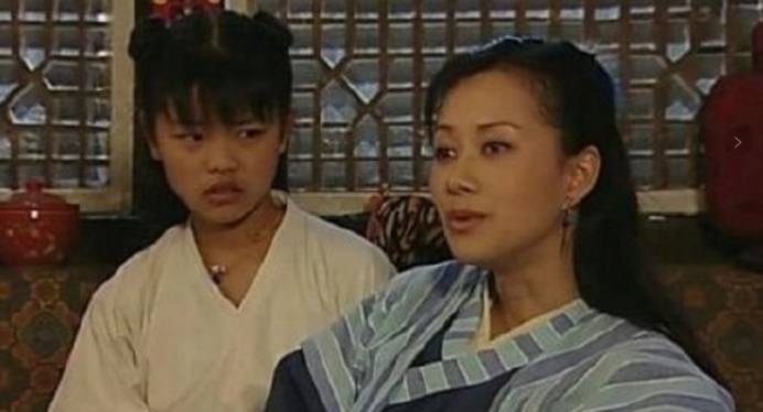 祝无双莫小贝再同框!42岁倪虹洁保养得当,与28岁王莎莎像姐妹