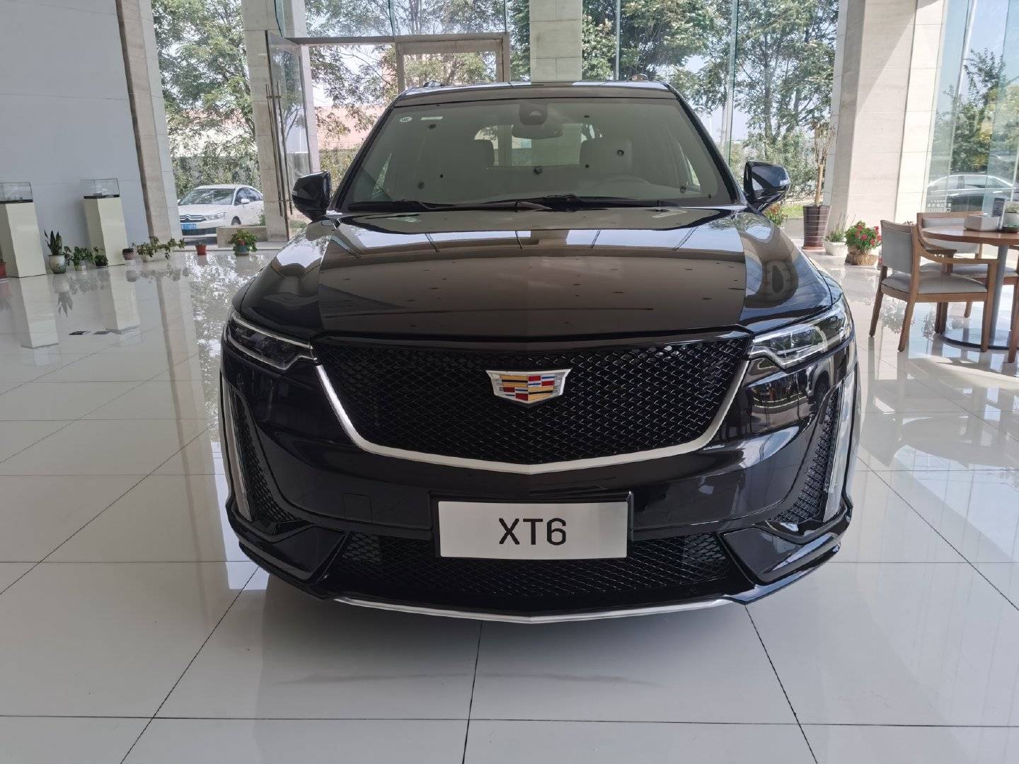 最便宜的凯迪拉克xt6,预售38万,2.0t 9at,比q5还霸气
