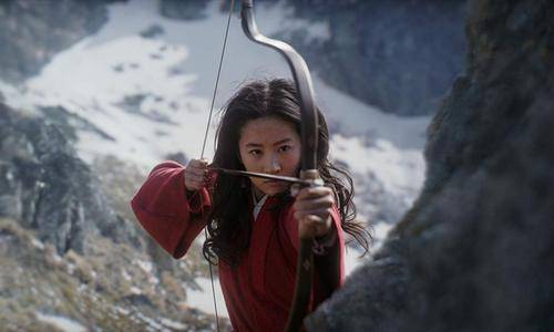 《花木兰》：好莱坞就是想把花木兰打造成像“神奇女侠”一样的超能女英雄！