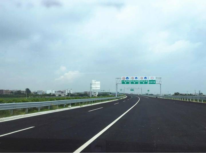 汕湛高速潮南段建设进入收尾阶段,本月底可具备通车条件