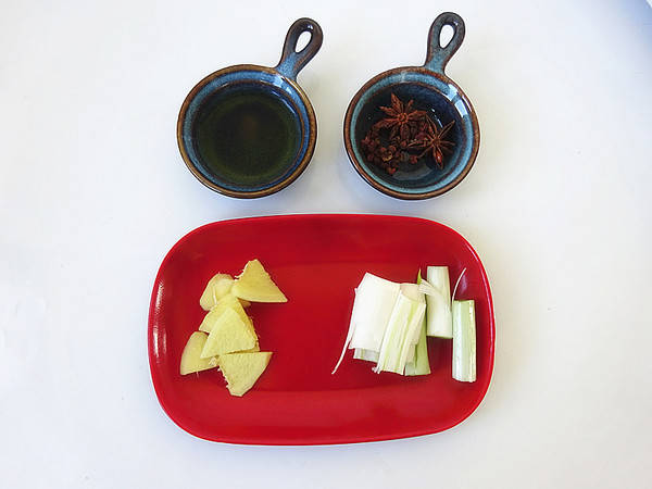 玉米猪骨|比牛羊肉温和，9元1斤每个人都吃得起！秋天要多吃这肉