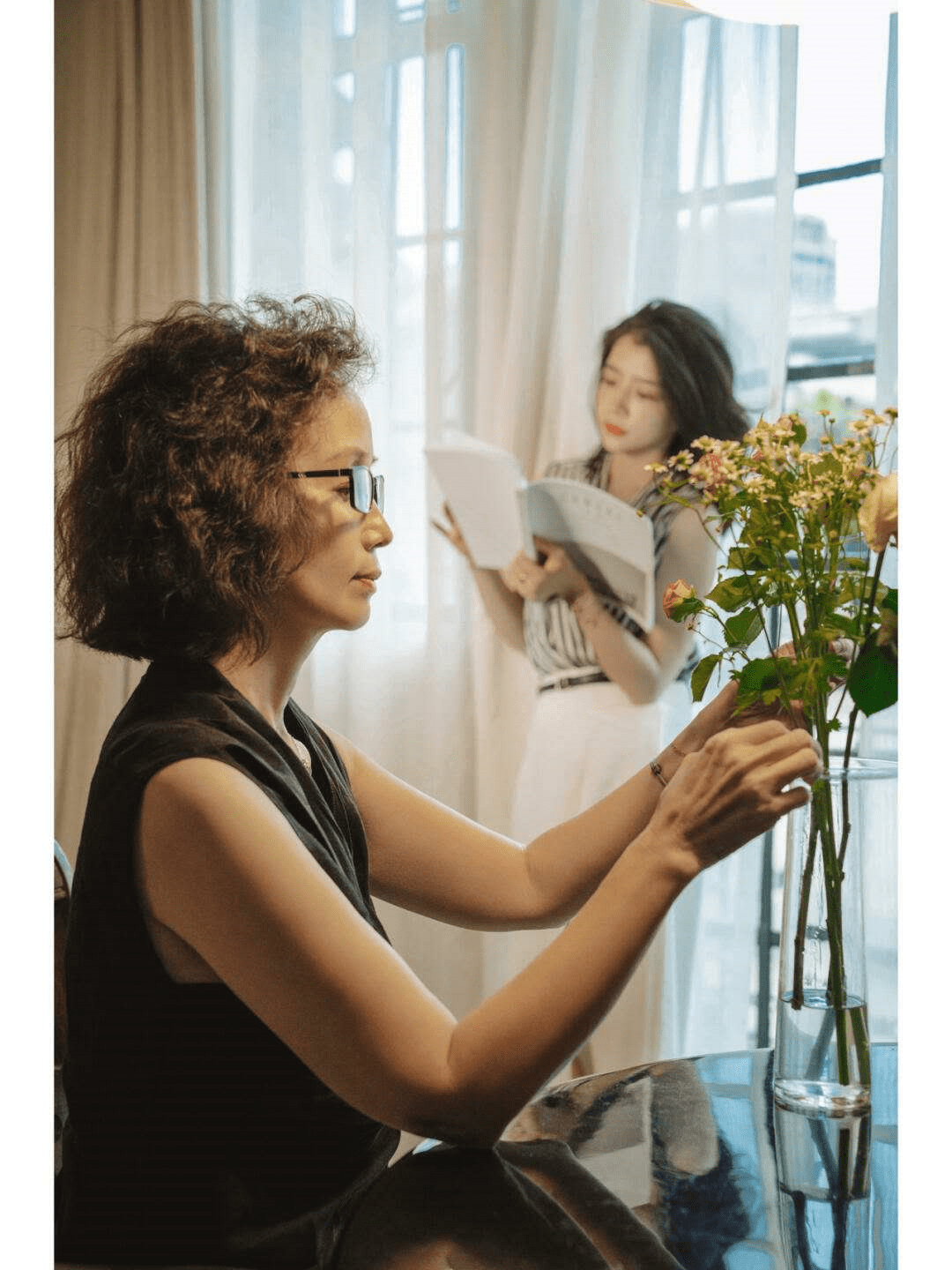 发型|烫头发显老气？三木妈妈也险“中招”，避开烫发雷区，别说没教你